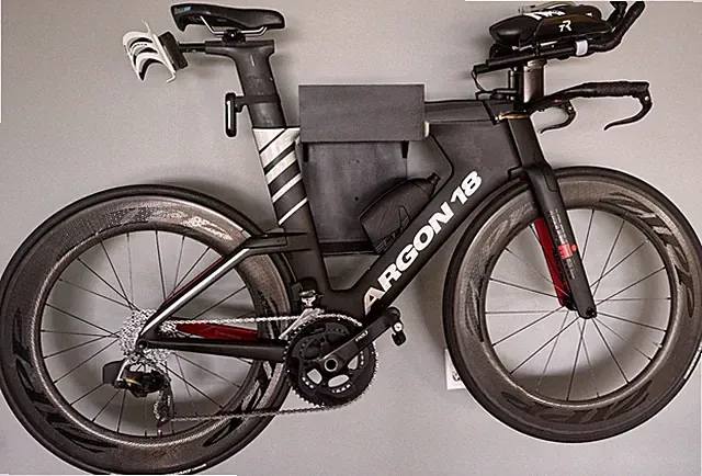 Argon 18 E-119+ TRI Carbon TT/Tri Bike S 700C Black/Red/White 11sp
