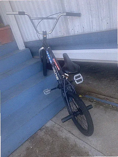 Mongoose 18in Blue BMX Bike w/ Pegs, U-Brake, 1-Speed Steel Frame