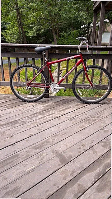 Raleigh SC40 Sport Touring Mountain Bike 26"/18" Red